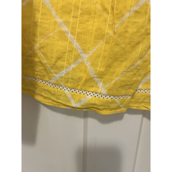 Crown & Ivy Yellow & White Check Babydoll Style Sleeveless Top Tank Size Large - Picture 6 of 8